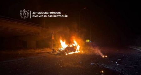 В Запорожье враг атаковал мост через Днепр: движение перекрыто