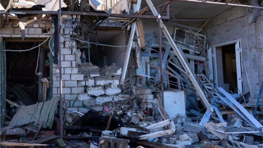 Жертва и трое раненых: РФ обстреляла Запорожье и область