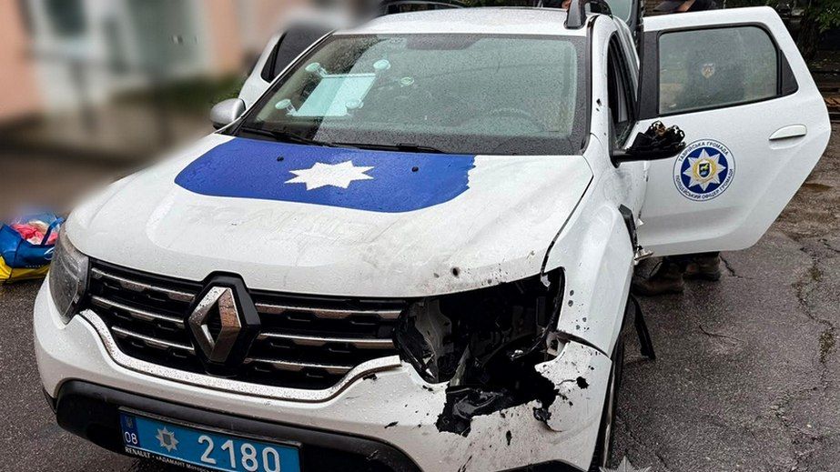 Эвакуационный автомобиль полиции атаковал вражеский БпЛА на Запорожье