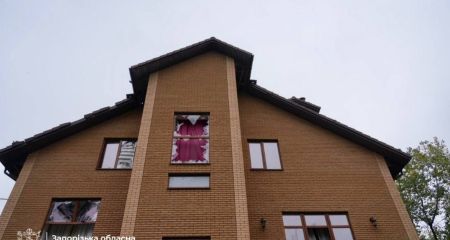 Понівечені оселі запоріжців: ОВА показала наслідки російської атаки