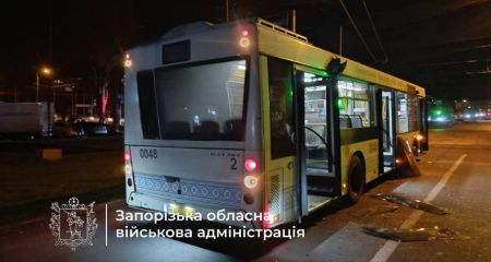 Міський автобус атакували росіяни у Запоріжжі &ndash; наслідки