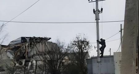 Під Запоріжжям росіяни тричі знеструмили громаду, &ndash; обленерго