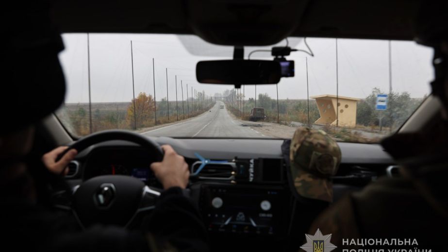 Дитину та десятьох дорослих евакуювали з-під обстрілів на Запоріжжі