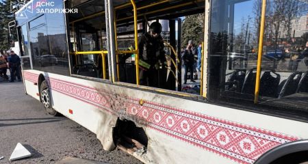 Пожар возник после удара по Запорожью
