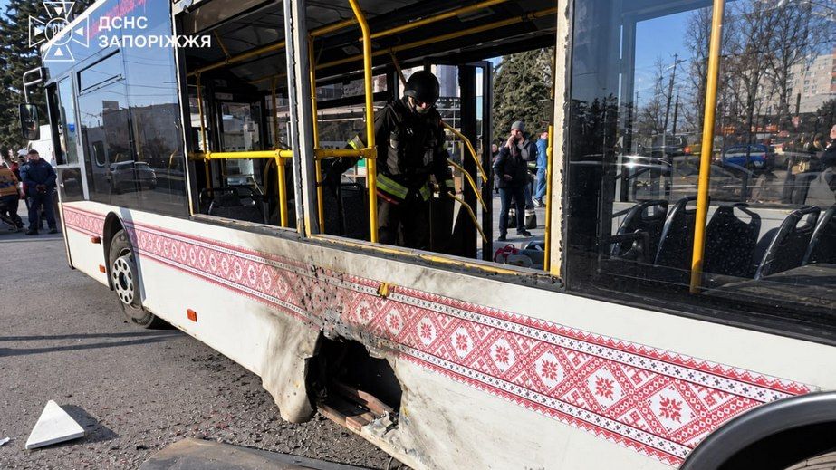 Пожар возник после удара по Запорожью