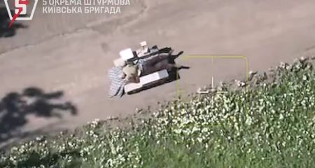 ВСУ поделились кадрами эвакуации раненого бойца с помощью робота