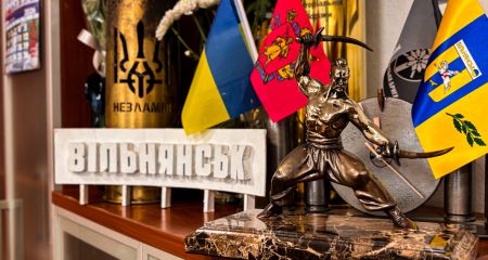 На маршрутах шкільних автобусів під Запоріжжям встановлять мобільні укриття