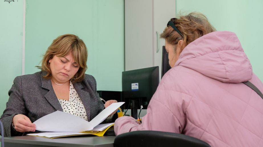 Знищений авіабомбами ЦНАП Біленького відновив роботу в Запоріжжі &ndash; як працює