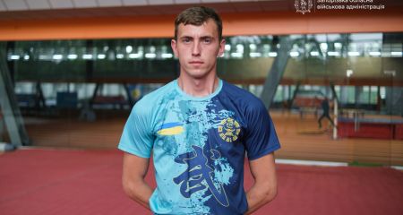 Запорожских ветеранов привлекают к занятиям по ушу