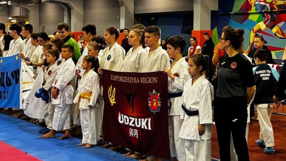 Запорізька збірна увійшла до Топ-5 команд Кубку України з карате