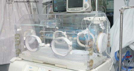 Перинатальний центр у Запоріжжі отримав інкубатор для новонароджених