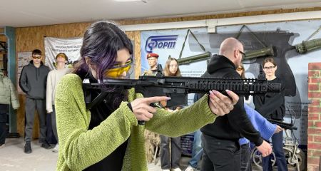 Старшокласників навчатимуть "Захисту України" за новою програмою &ndash; деталі