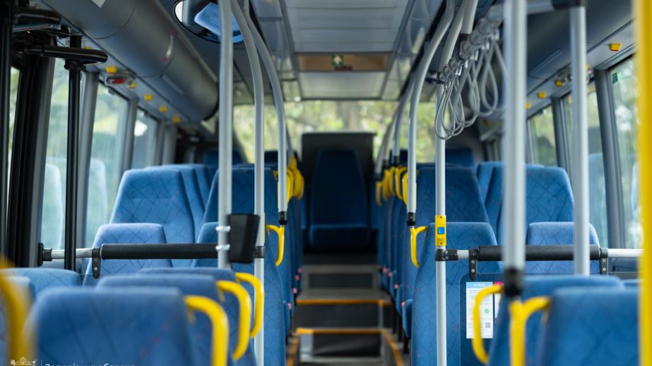 В Запорожье запускают дополнительные европейские автобусы между правым и левым берегами