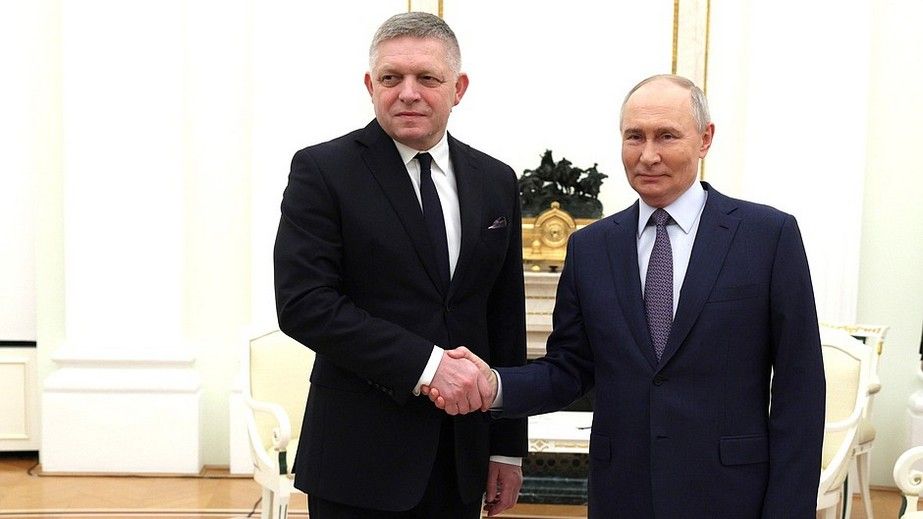 Фицо не посылал бы свою армию спасать союзника по НАТО