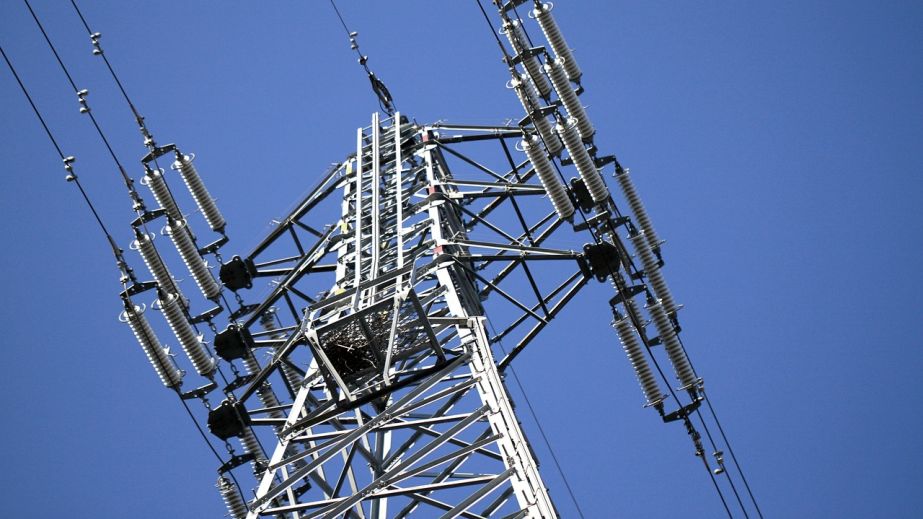 Росіяни залишили без світла майже 900 абонентів у Запорізькому районі