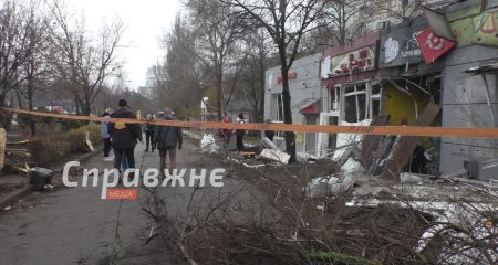 Люди погибли на улице – репортаж из Запорожья после удара ФАБом