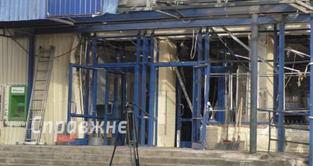 "С кровати упала": что рассказывают жители атакованной многоэтажки в Запорожье