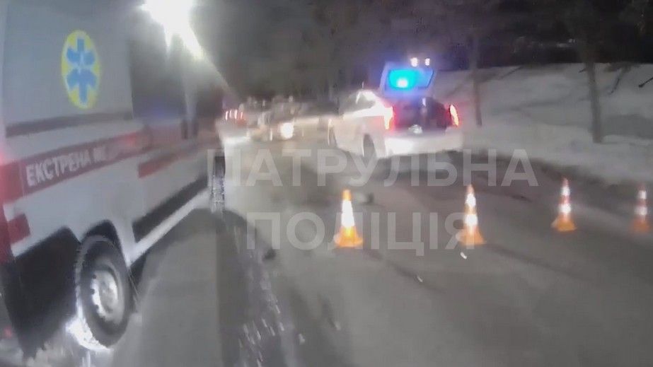 ДТП на Запорожье: пострадали водитель и пассажирка