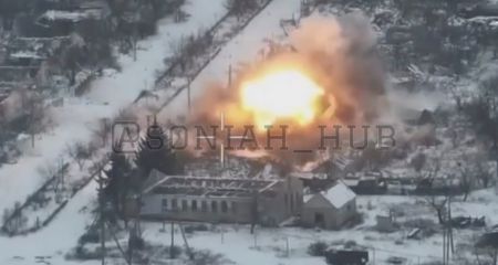 Український МіГ-29 розбомбив командний пункт РФ на Запоріжжі &ndash; кадри