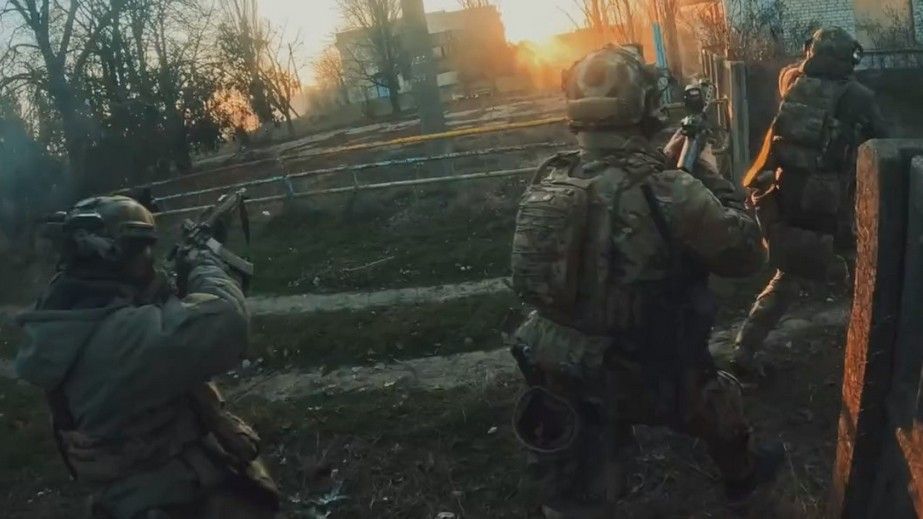 Разведчики зачистили населенный пункт на Запорожском направлении &ndash; кадры