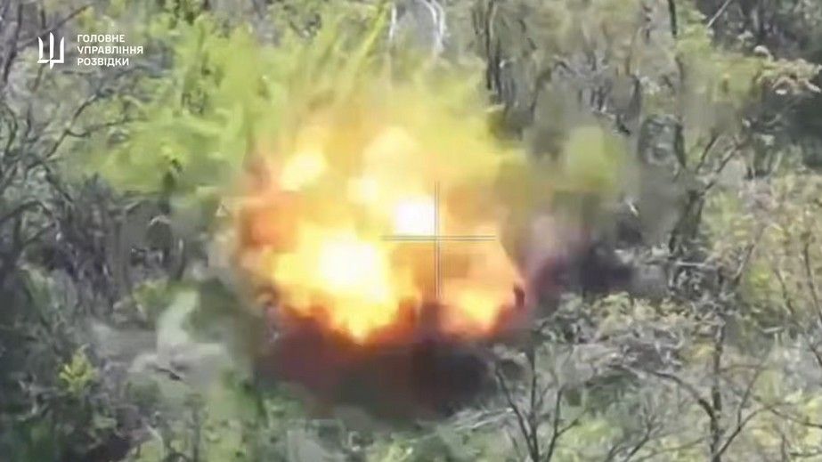 Бійці ГУР показали, як знищують штурмовиків та ворожі дрони на Запоріжжі