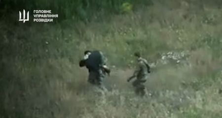 Винесли на плечах: на Запоріжжі розвідники евакуювали важкопораненого бійця ЗСУ