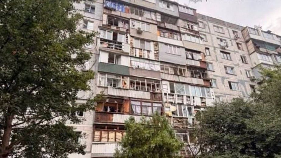 Вражеские удары повредили дома в двух районах Запорожья – детали