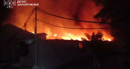 Майно та екосистема палали на Запоріжжі внаслідок російських обстрілів