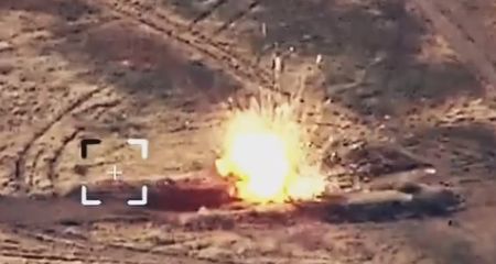 Розвідники спалили російський танк на Запоріжжі &ndash; кадри
