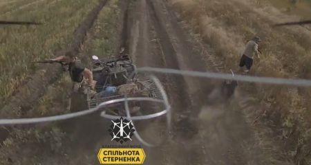 Дронарі знищують російських штурмовиків на Запоріжжі &ndash; кадри