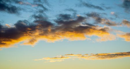 Жители Запорожья могут чувствовать неприятный запах в воздухе