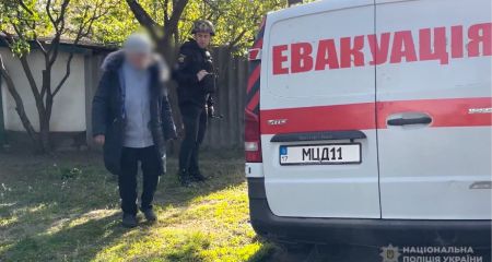 Люди ховаються у напівзруйнованих оселях: евакуацію провели на Запоріжжі