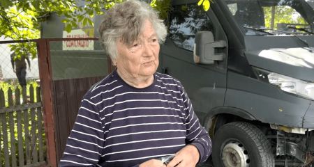 Вулиця вже порожня: подружжя евакуювали з Новоолександрівки на Запоріжжі
