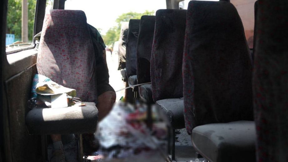 Двоє загиблих у Запоріжжі: в ОВА розповіли про удар по маршрутці