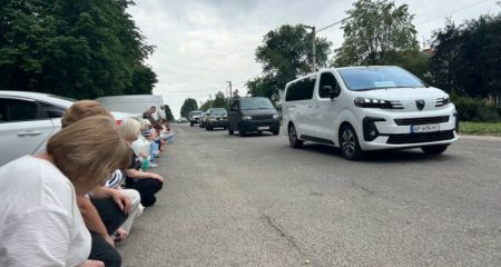 Громада під Запоріжжям віддала останню шану полеглому захиснику