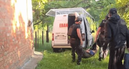 Жінку в комі евакуювали волонтери з прифронтового села на Запоріжжі