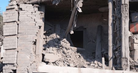 КАБ разрушил дом в Запорожском районе: пострадала женщина