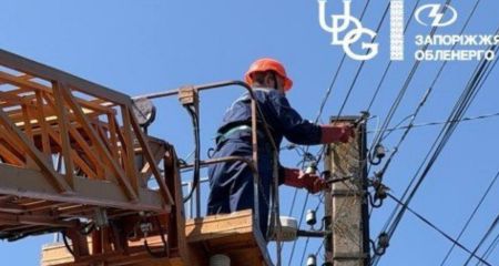 Более 9,6 тыс. потребителей запитали после атак РФ на Запорожье
