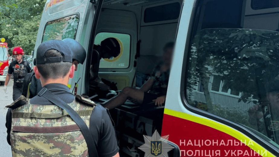 Женщину и мужчину ранил российский FPV-дрон в Запорожье