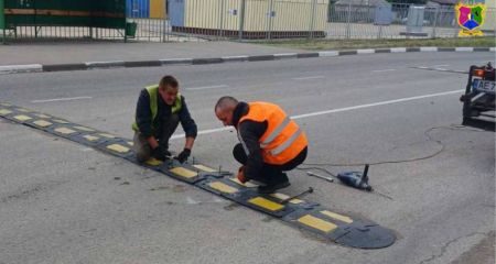 Громада на Запоріжжі відновила "поліцейського" біля ліцею