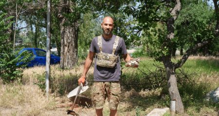 Запорізькі ветерани очистили частину Хортиці під час толоки