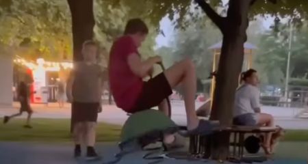 В Запорожье уже повредили новую площадку в сквере на Бочарова
