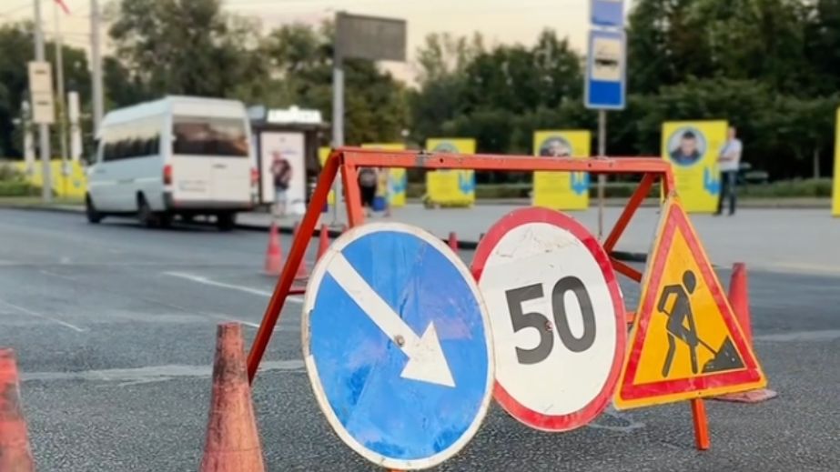 На понад 40 вулицях Запоріжжя оновили дорожню розмітку
