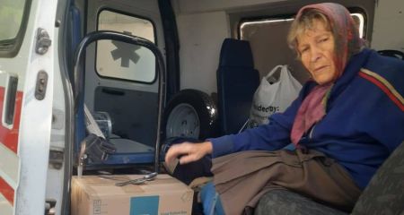Матір з сином евакуювали з прифронтового села до лікарні Запоріжжя