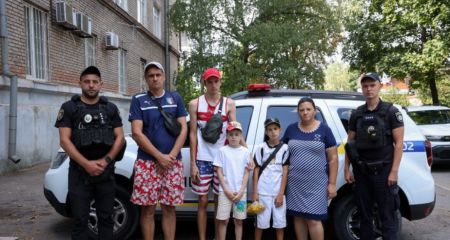 Родину з трьома дітьми евакуювали з Малокатеринівки на Запоріжжі