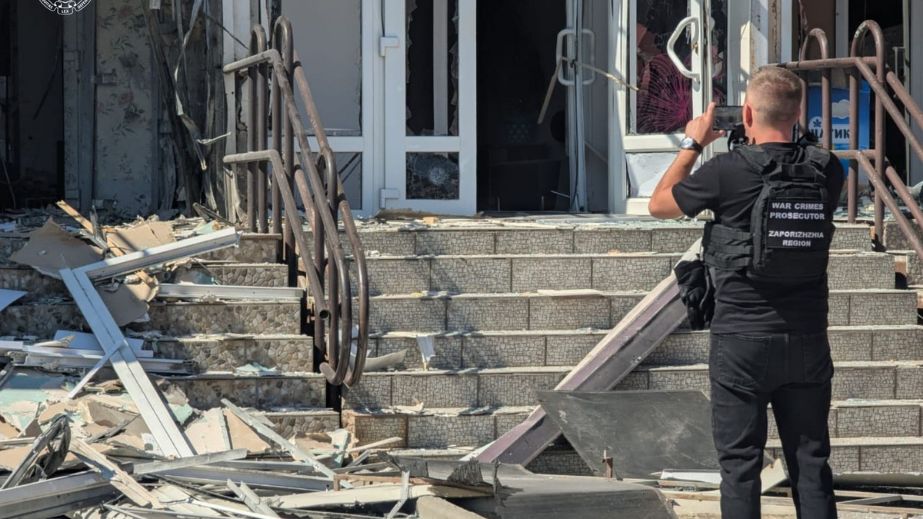 У Запоріжжі розпочали розслідування атаки дрона на житловий масив
