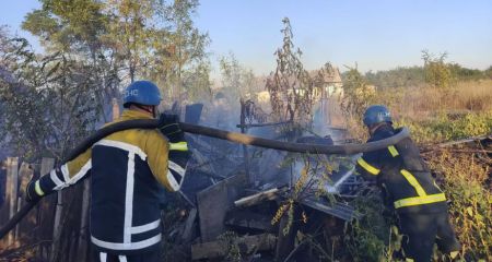 Пожежа та поранені: в Оріхові на Запоріжжі ліквідували наслідки атак