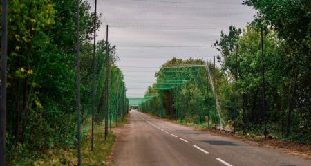 Будівництво антидронових тунелів показали в Запорізькій ОВА