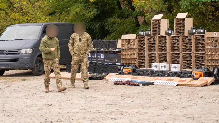 Технику на 14 млн грн передали воинам на Запорожский фронт