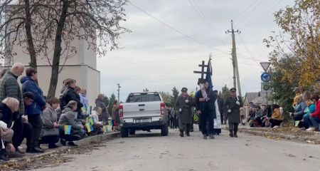Полеглого поблизу Степногірська бійця провели в останню путь на Запоріжжі